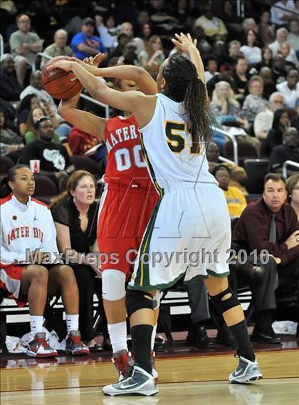 Thumbnail 2 in Brea Olinda vs. Mater Dei (CIF SoCal D2 Final) photogallery.