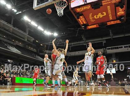 Thumbnail 3 in Brea Olinda vs. Mater Dei (CIF SoCal D2 Final) photogallery.
