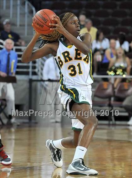 Thumbnail 2 in Brea Olinda vs. Mater Dei (CIF SoCal D2 Final) photogallery.
