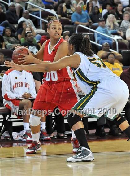 Thumbnail 3 in Brea Olinda vs. Mater Dei (CIF SoCal D2 Final) photogallery.