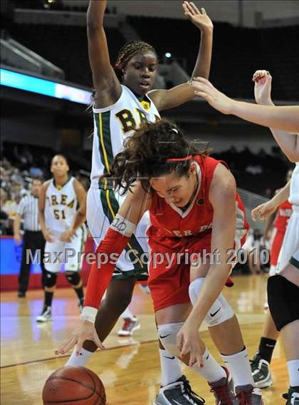 Thumbnail 2 in Brea Olinda vs. Mater Dei (CIF SoCal D2 Final) photogallery.