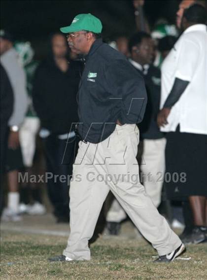 Thumbnail 2 in Dorsey vs. Crenshaw (Nike 5 Days 2 Friday) photogallery.