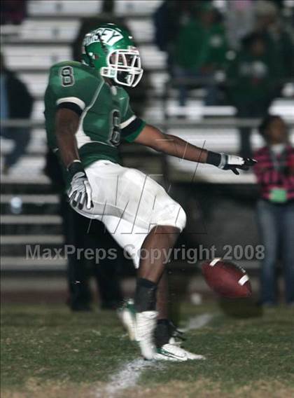 Thumbnail 1 in Dorsey vs. Crenshaw (Nike 5 Days 2 Friday) photogallery.