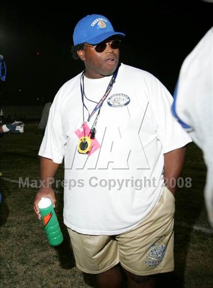 Thumbnail 3 in Dorsey vs. Crenshaw (Nike 5 Days 2 Friday) photogallery.