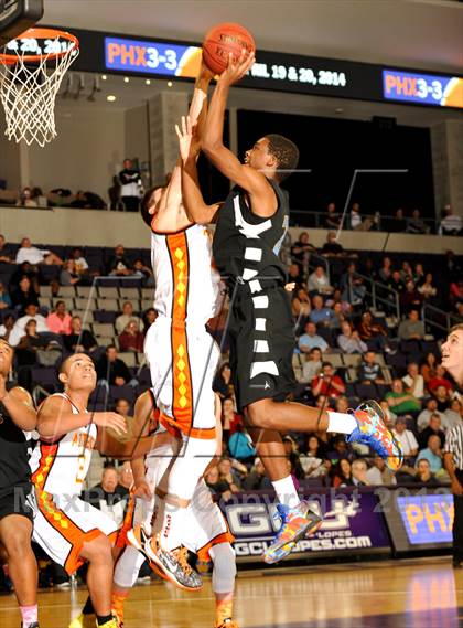 Thumbnail 3 in Corona del Sol vs. Shadow Mountain (Hoophall West Tournament) photogallery.