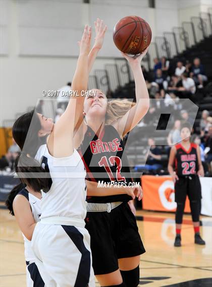 Thumbnail 2 in Grace Brethren vs. Rolling Hills Prep (CIF-SS D6 Final) photogallery.