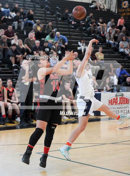 Thumbnail 3 in Grace Brethren vs. Rolling Hills Prep (CIF-SS D6 Final) photogallery.
