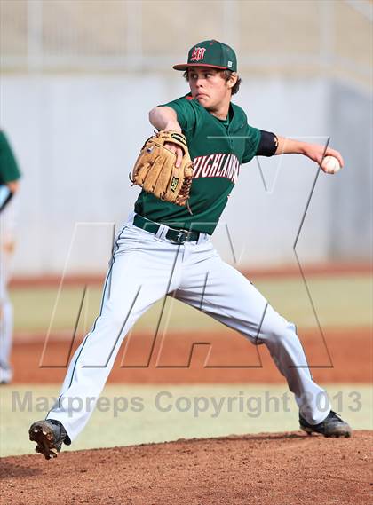 Thumbnail 2 in The Woodlands vs. Venice (National High School Invitational) photogallery.