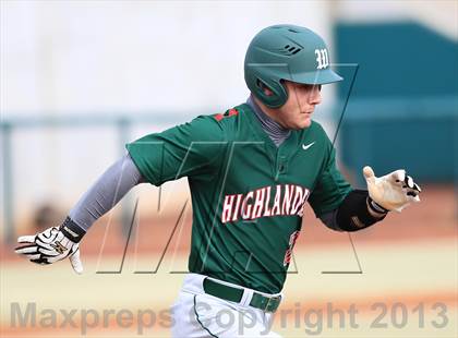 Thumbnail 1 in The Woodlands vs. Venice (National High School Invitational) photogallery.