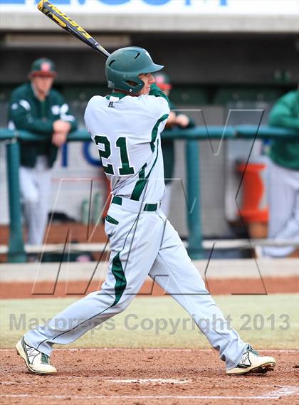 Thumbnail 1 in The Woodlands vs. Venice (National High School Invitational) photogallery.