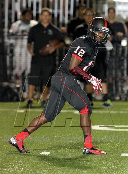 Thumbnail 2 in  Harvard-Westlake vs. Granada Hills photogallery.