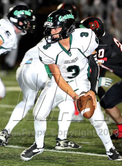 Thumbnail 1 in  Harvard-Westlake vs. Granada Hills photogallery.