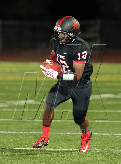 Thumbnail 3 in  Harvard-Westlake vs. Granada Hills photogallery.