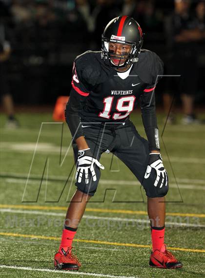 Thumbnail 3 in  Harvard-Westlake vs. Granada Hills photogallery.