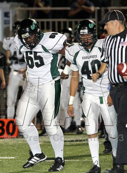 Thumbnail 2 in  Harvard-Westlake vs. Granada Hills photogallery.