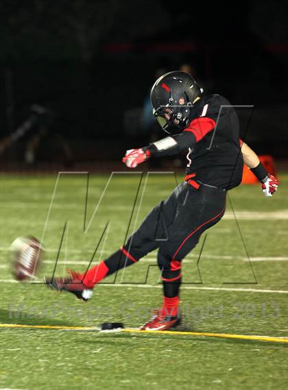 Thumbnail 3 in  Harvard-Westlake vs. Granada Hills photogallery.