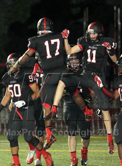 Thumbnail 2 in  Harvard-Westlake vs. Granada Hills photogallery.