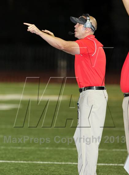 Thumbnail 3 in  Harvard-Westlake vs. Granada Hills photogallery.
