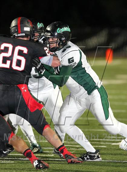 Thumbnail 2 in  Harvard-Westlake vs. Granada Hills photogallery.