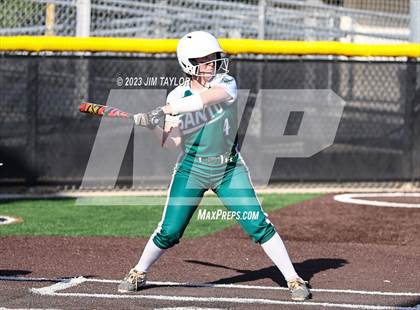 Thumbnail 2 in Santo vs Rio Vista (UIL 2A Bi-District) photogallery.