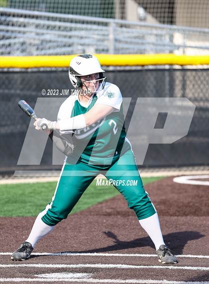 Thumbnail 1 in Santo vs Rio Vista (UIL 2A Bi-District) photogallery.