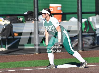 Thumbnail 1 in Santo vs Rio Vista (UIL 2A Bi-District) photogallery.