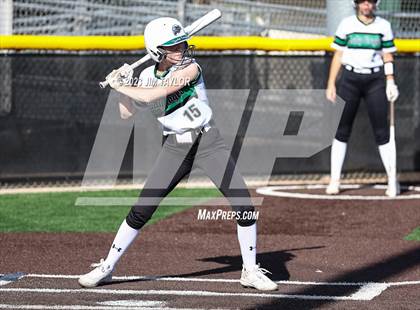 Thumbnail 2 in Santo vs Rio Vista (UIL 2A Bi-District) photogallery.