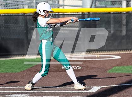Thumbnail 2 in Santo vs Rio Vista (UIL 2A Bi-District) photogallery.