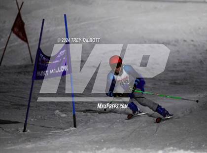 Thumbnail 1 in MCPSAC Hunt Hollow Giant Slalom photogallery.