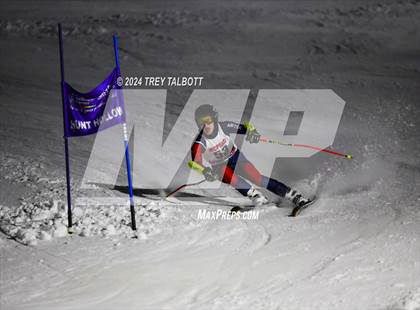 Thumbnail 3 in MCPSAC Hunt Hollow Giant Slalom photogallery.
