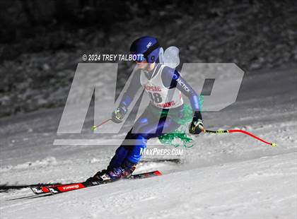 Thumbnail 3 in MCPSAC Hunt Hollow Giant Slalom photogallery.