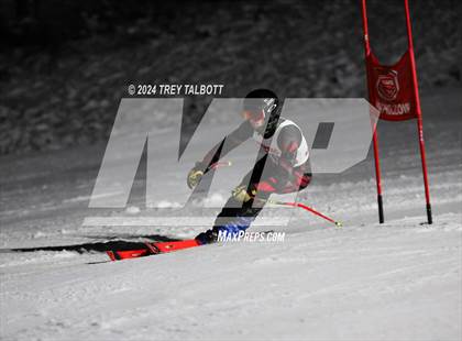 Thumbnail 3 in MCPSAC Hunt Hollow Giant Slalom photogallery.