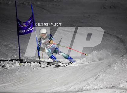 Thumbnail 3 in MCPSAC Hunt Hollow Giant Slalom photogallery.