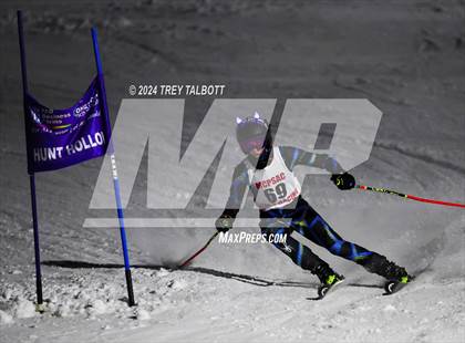 Thumbnail 2 in MCPSAC Hunt Hollow Giant Slalom photogallery.