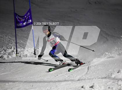 Thumbnail 2 in MCPSAC Hunt Hollow Giant Slalom photogallery.