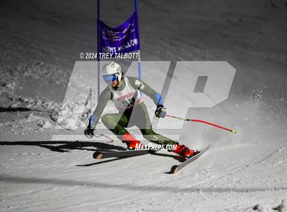 Thumbnail 3 in MCPSAC Hunt Hollow Giant Slalom photogallery.