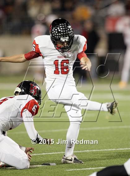 Thumbnail 1 in Vandegrift vs. Vista Ridge (UIL 5A Quarterfinal) photogallery.