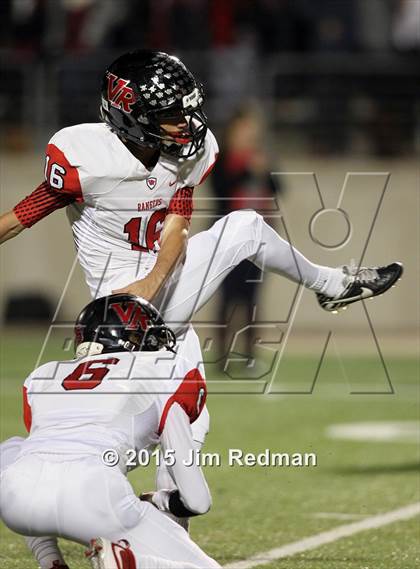 Thumbnail 2 in Vandegrift vs. Vista Ridge (UIL 5A Quarterfinal) photogallery.