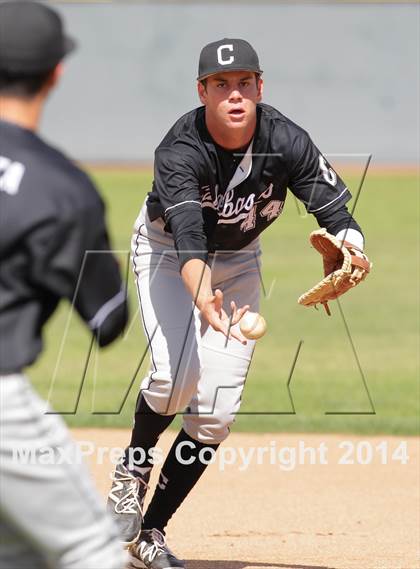 Thumbnail 1 in Calabasas @ Royal photogallery.