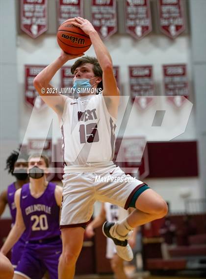 Thumbnail 3 in Collinsville @ Belleville West photogallery.
