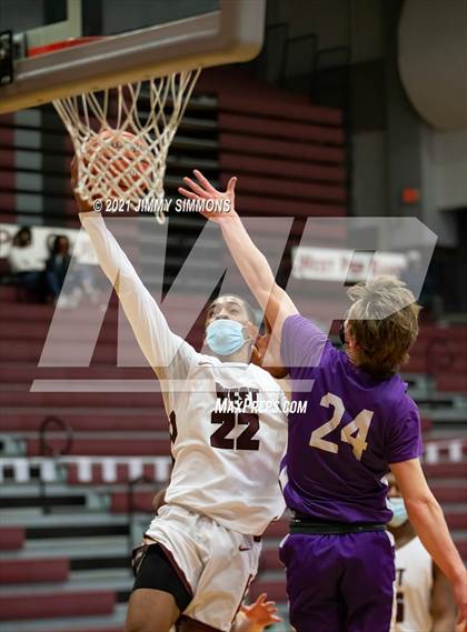 Thumbnail 1 in Collinsville @ Belleville West photogallery.