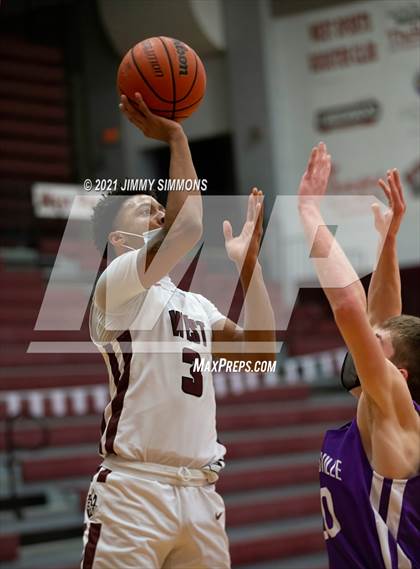 Thumbnail 3 in Collinsville @ Belleville West photogallery.