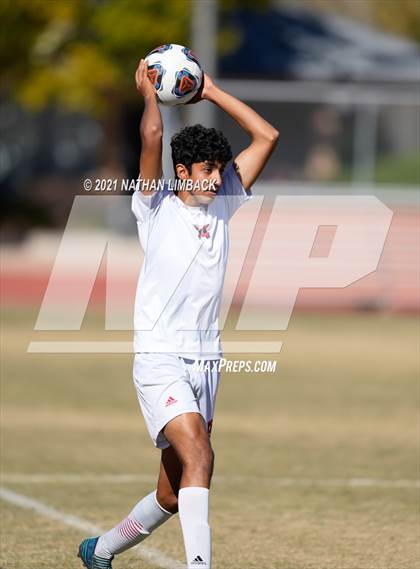 Thumbnail 2 in Albuquerque Academy vs. Lovington photogallery.
