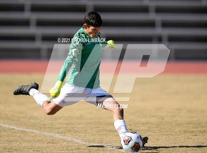 Thumbnail 3 in Albuquerque Academy vs. Lovington photogallery.
