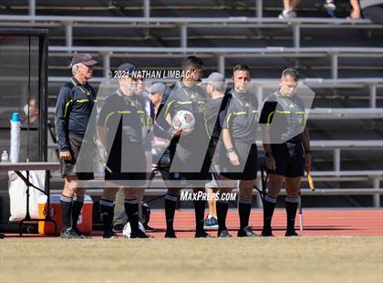 Thumbnail 2 in Albuquerque Academy vs. Lovington photogallery.