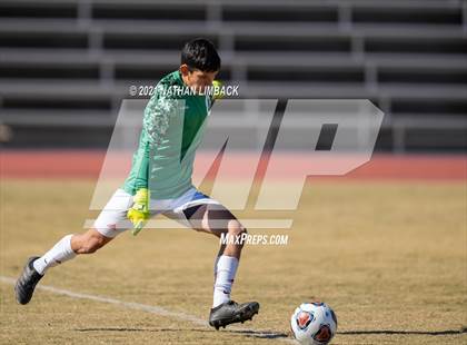 Thumbnail 2 in Albuquerque Academy vs. Lovington photogallery.