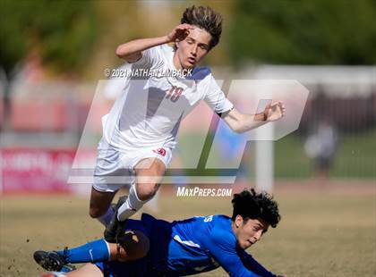 Thumbnail 3 in Albuquerque Academy vs. Lovington photogallery.