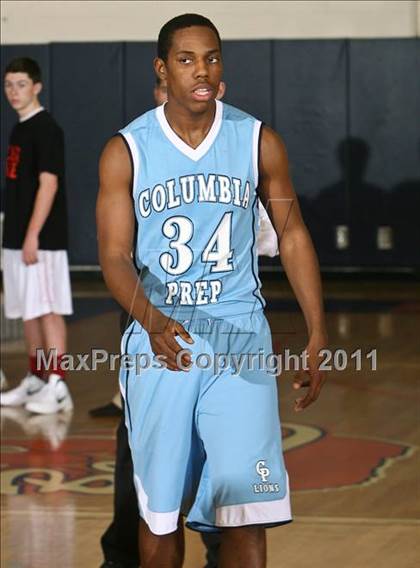 Thumbnail 1 in Columbia Prep vs Tappan Zee photogallery.