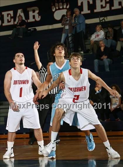 Thumbnail 1 in Columbia Prep vs Tappan Zee photogallery.