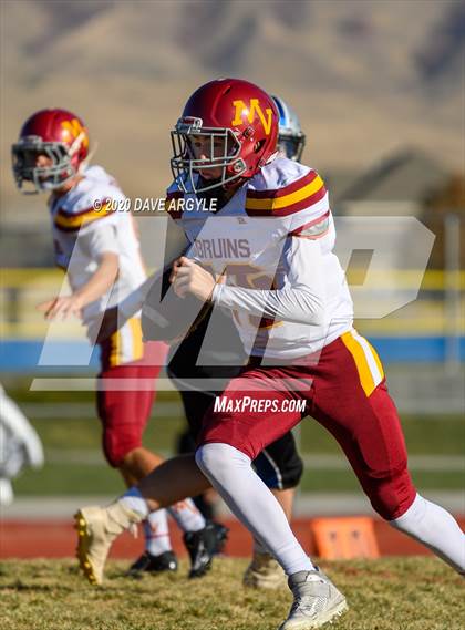 Thumbnail 3 in Mountain View vs. Stansbury (UHSAA 4A Second Round) photogallery.